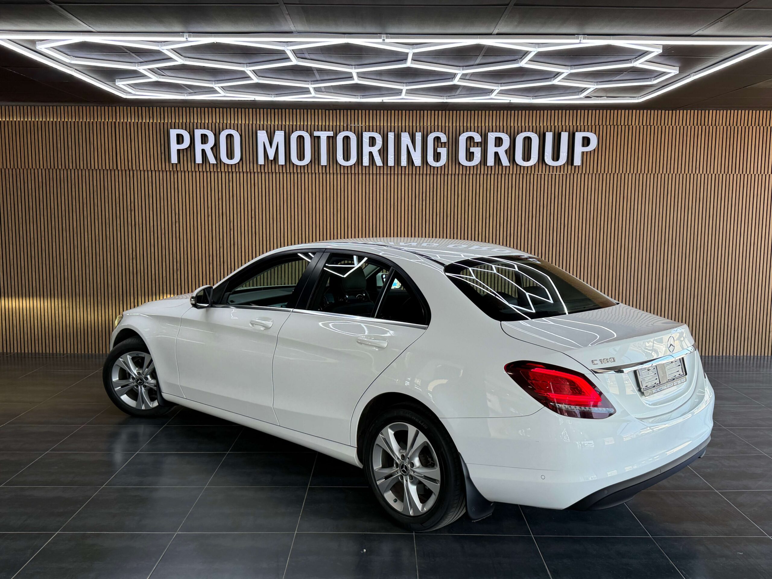 2019 Mercedes-Benz C180 Automatic thumbnail 5