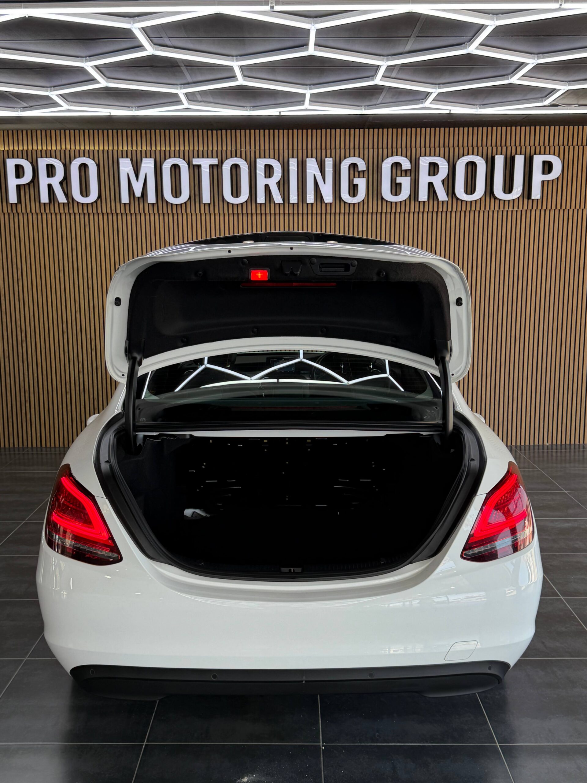 2019 Mercedes-Benz C180 Automatic thumbnail 7