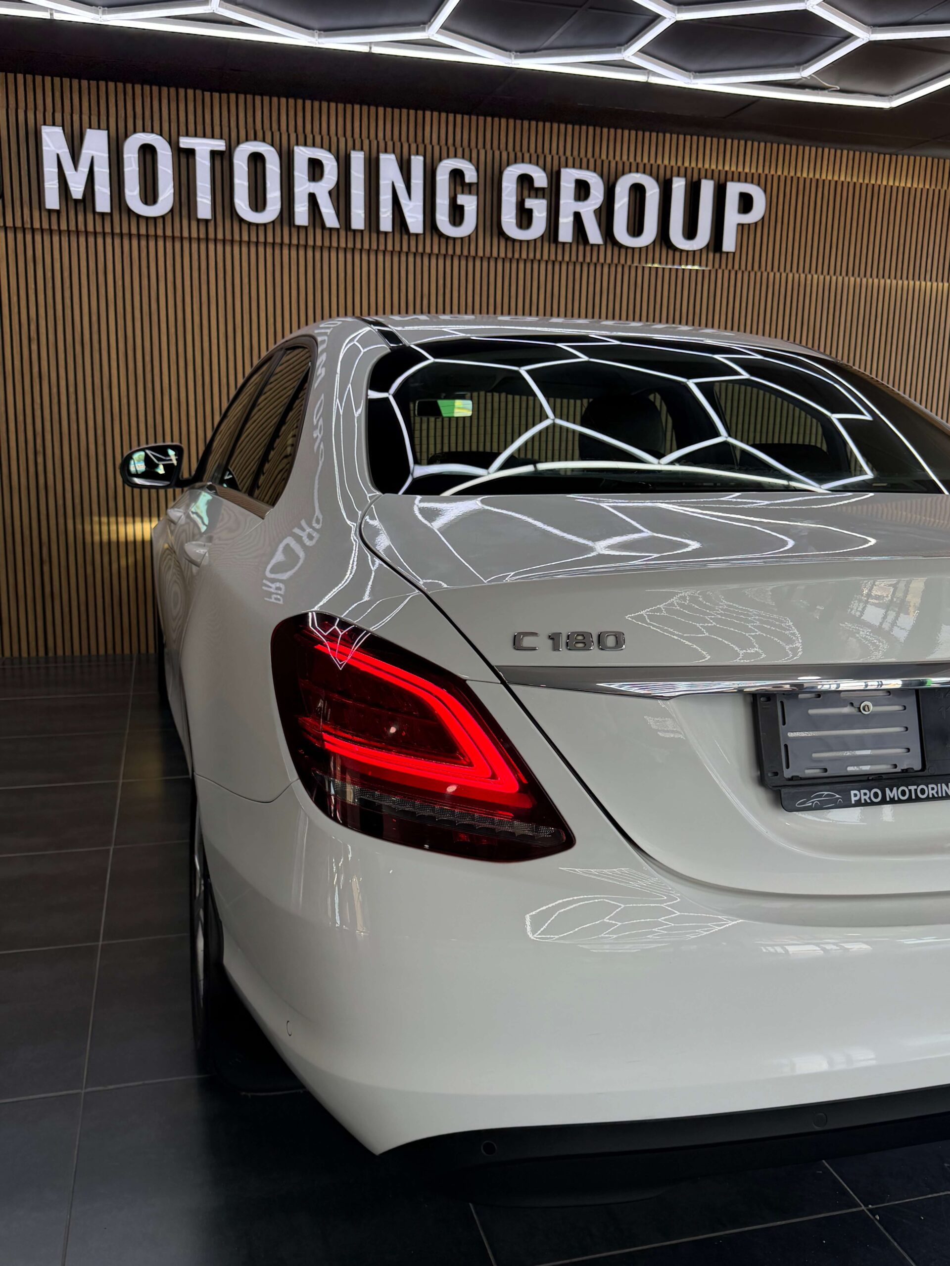 2019 Mercedes-Benz C180 Automatic thumbnail 8