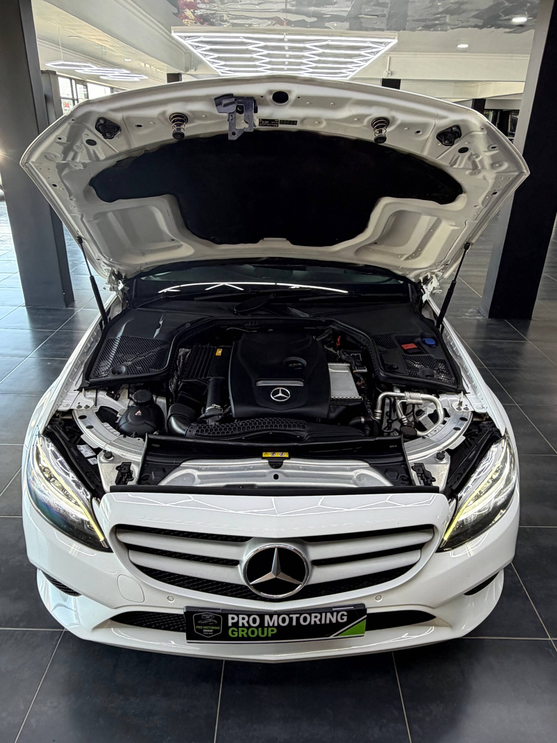 2019 Mercedes-Benz C180 Automatic thumbnail 16