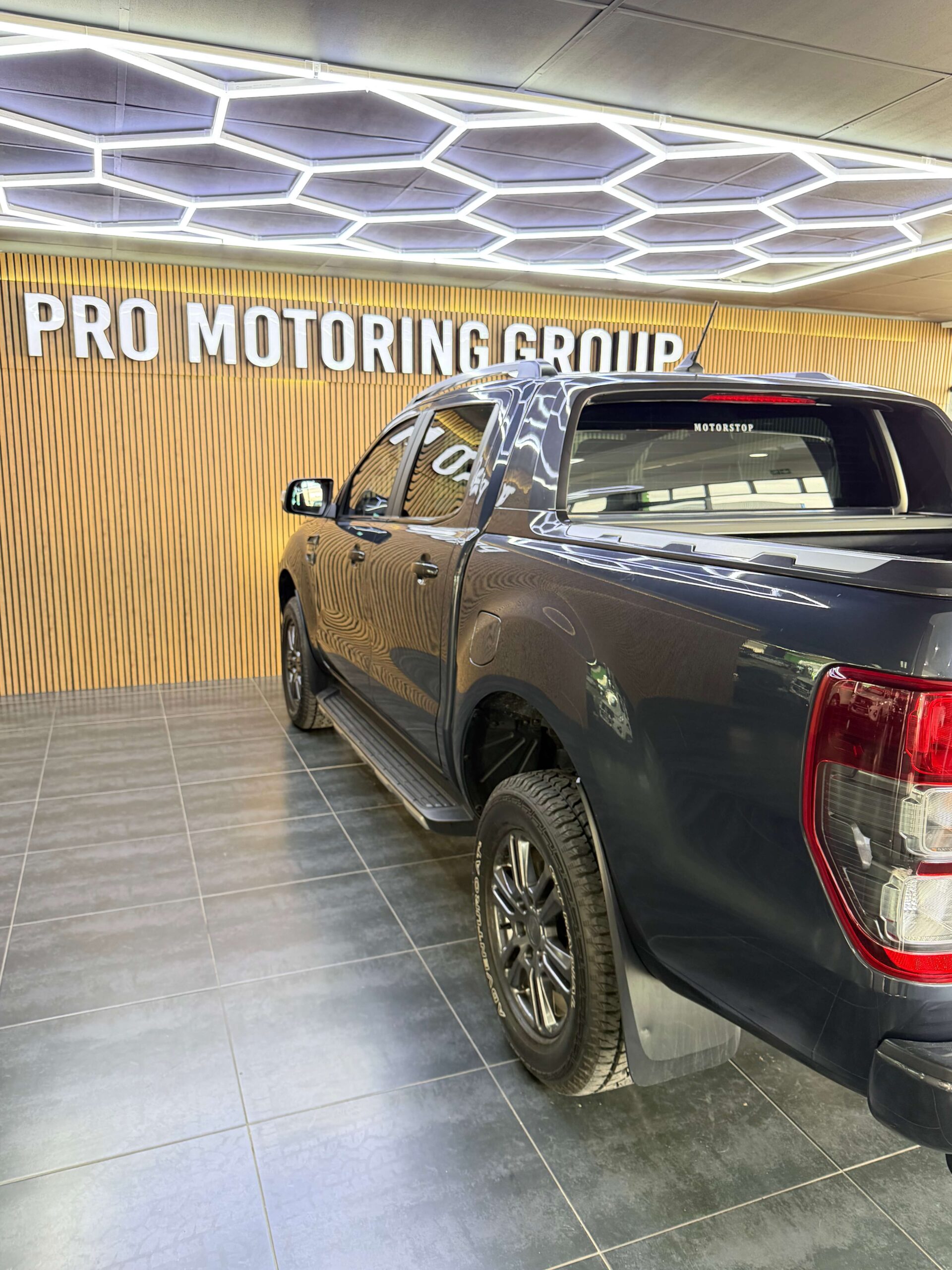 2023 Ford Ranger 2.0D Bi-Turbo Wildtrak thumbnail 6
