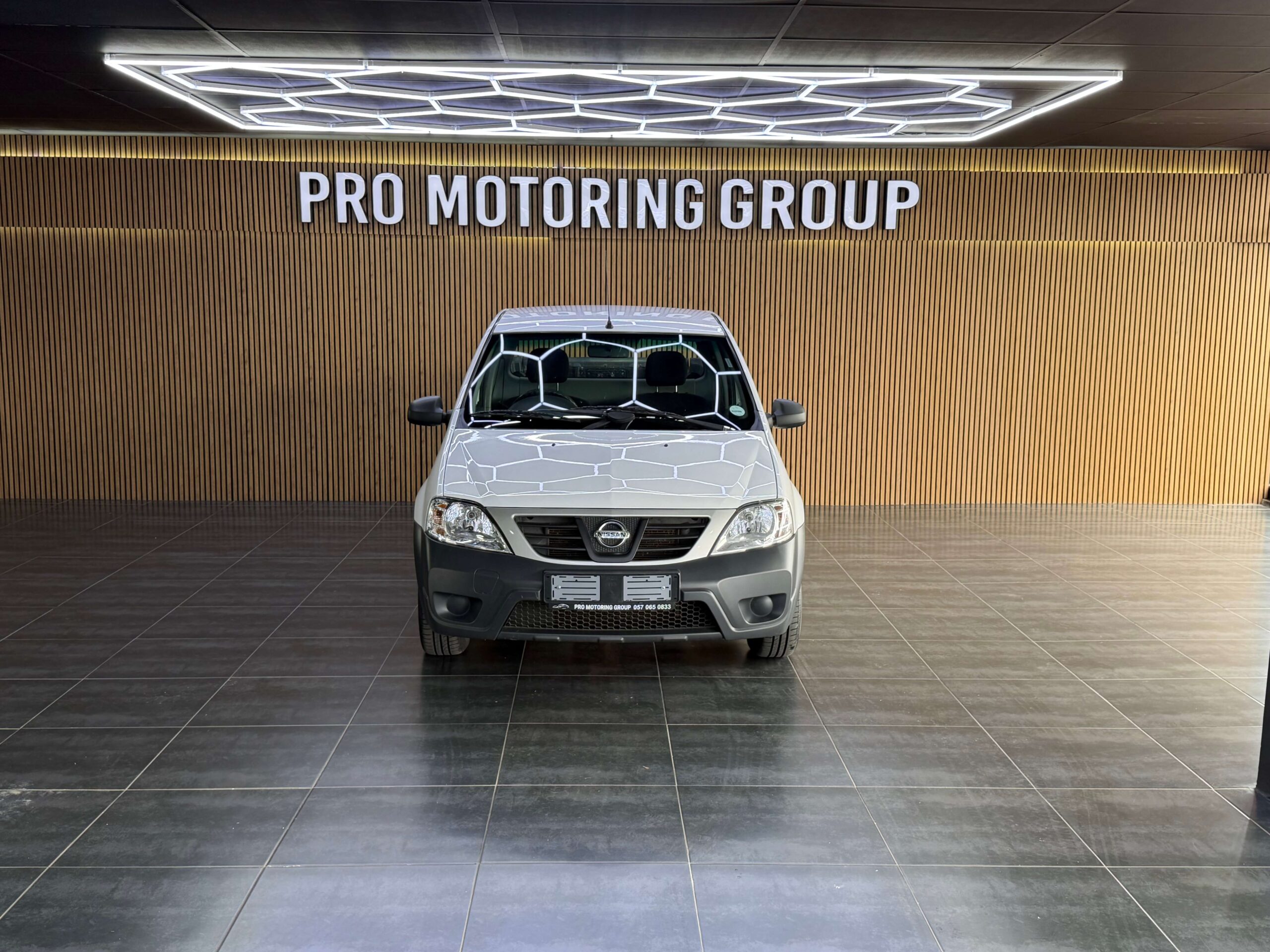 2022 Nissan Np 200 1.6 Safety Pack A/C