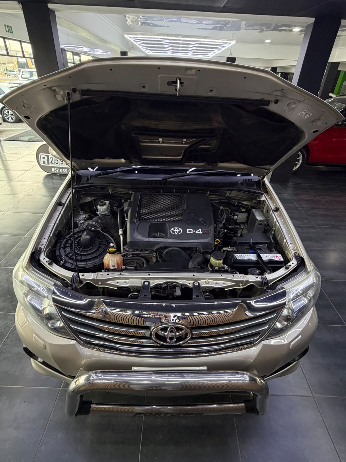 2012 Toyota Fortuner thumbnail 12