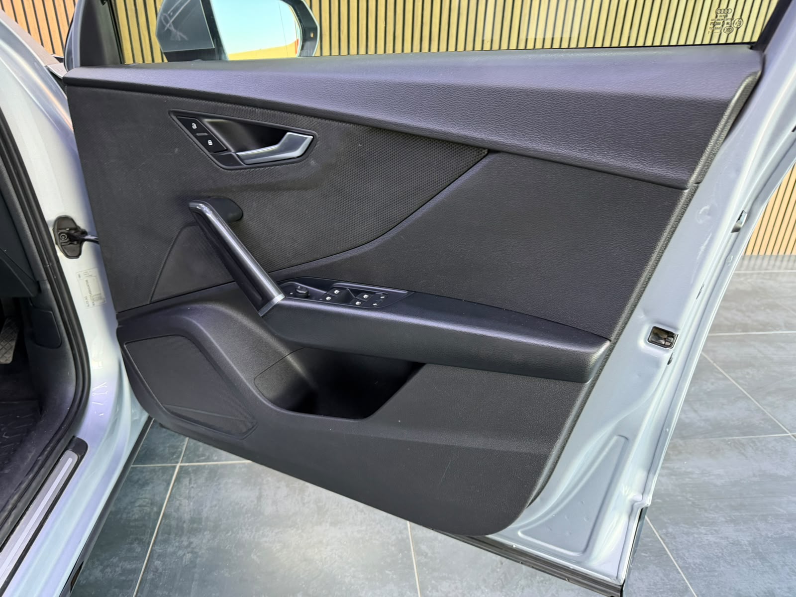 2021 Audi Q2 thumbnail 18