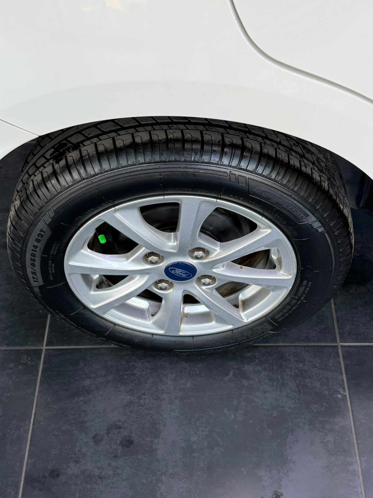 2020 Ford Figo thumbnail 10