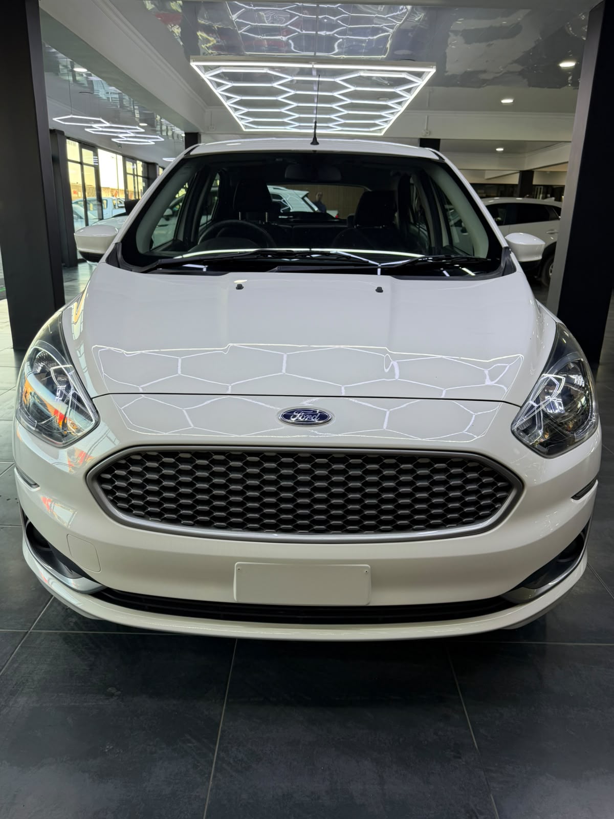2020 Ford Figo thumbnail 19